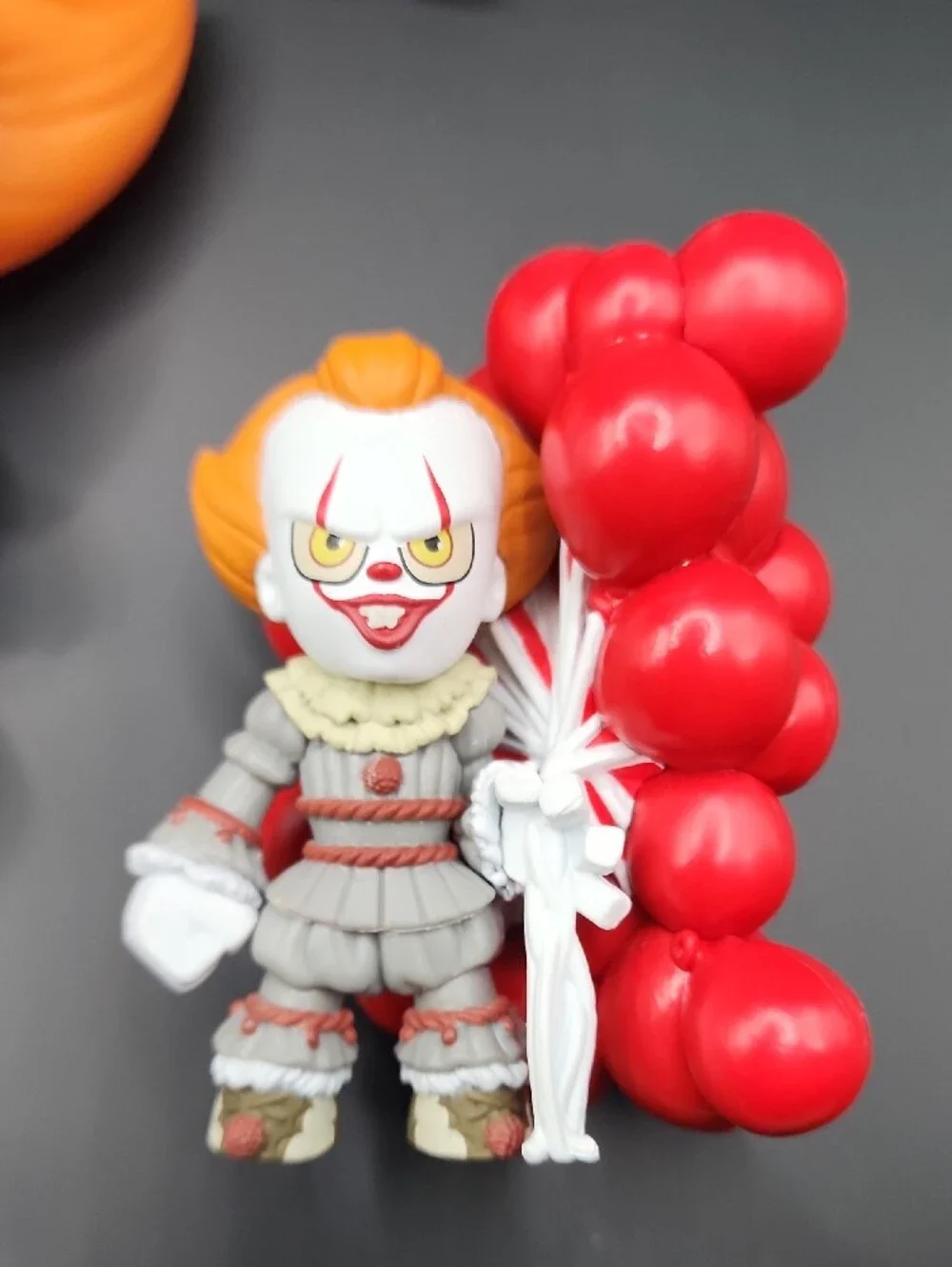 Funko Pennywise Vinyl Figure Set - Orange Hair & Red Balloons